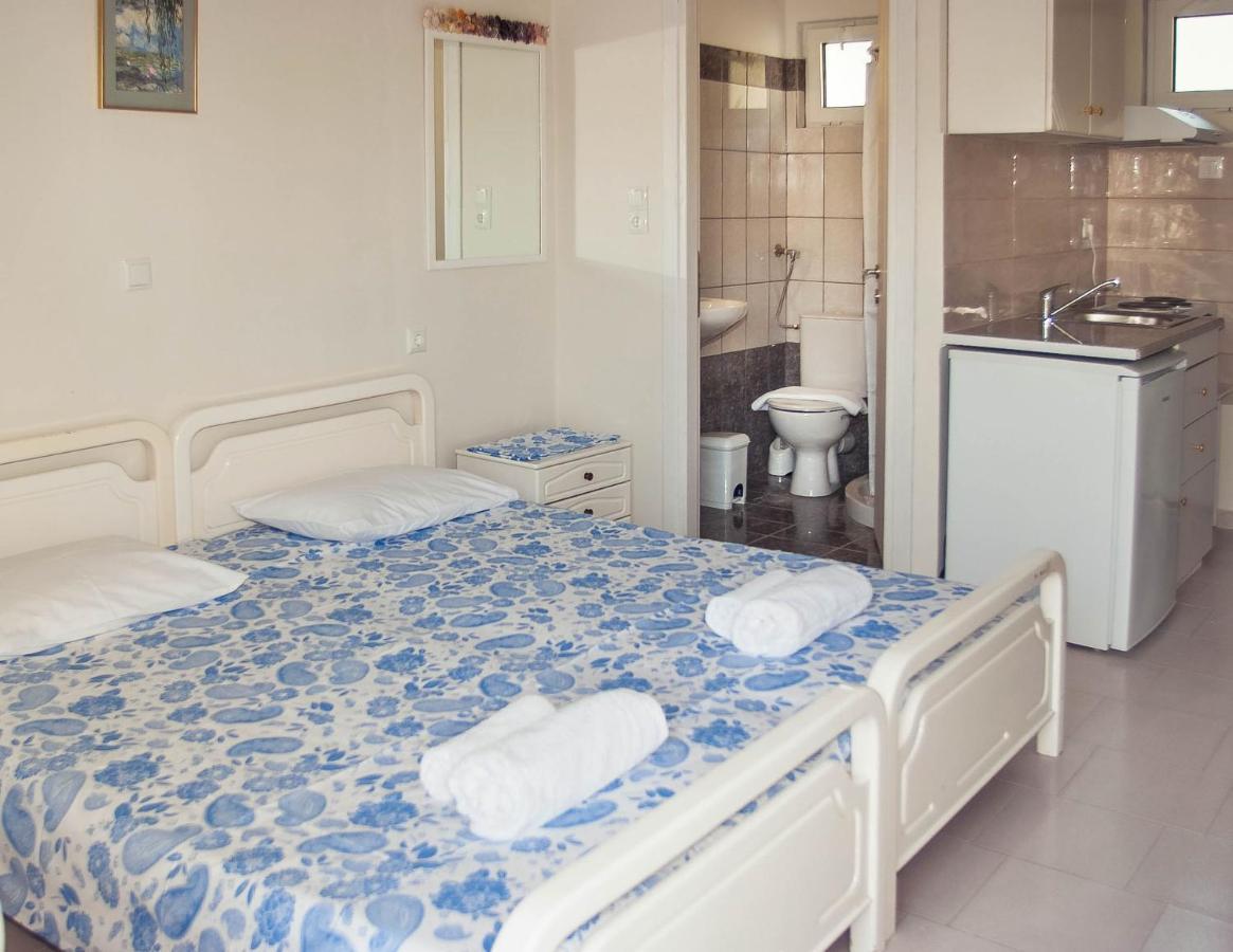 Ronzi Apartment Kamena Vourla