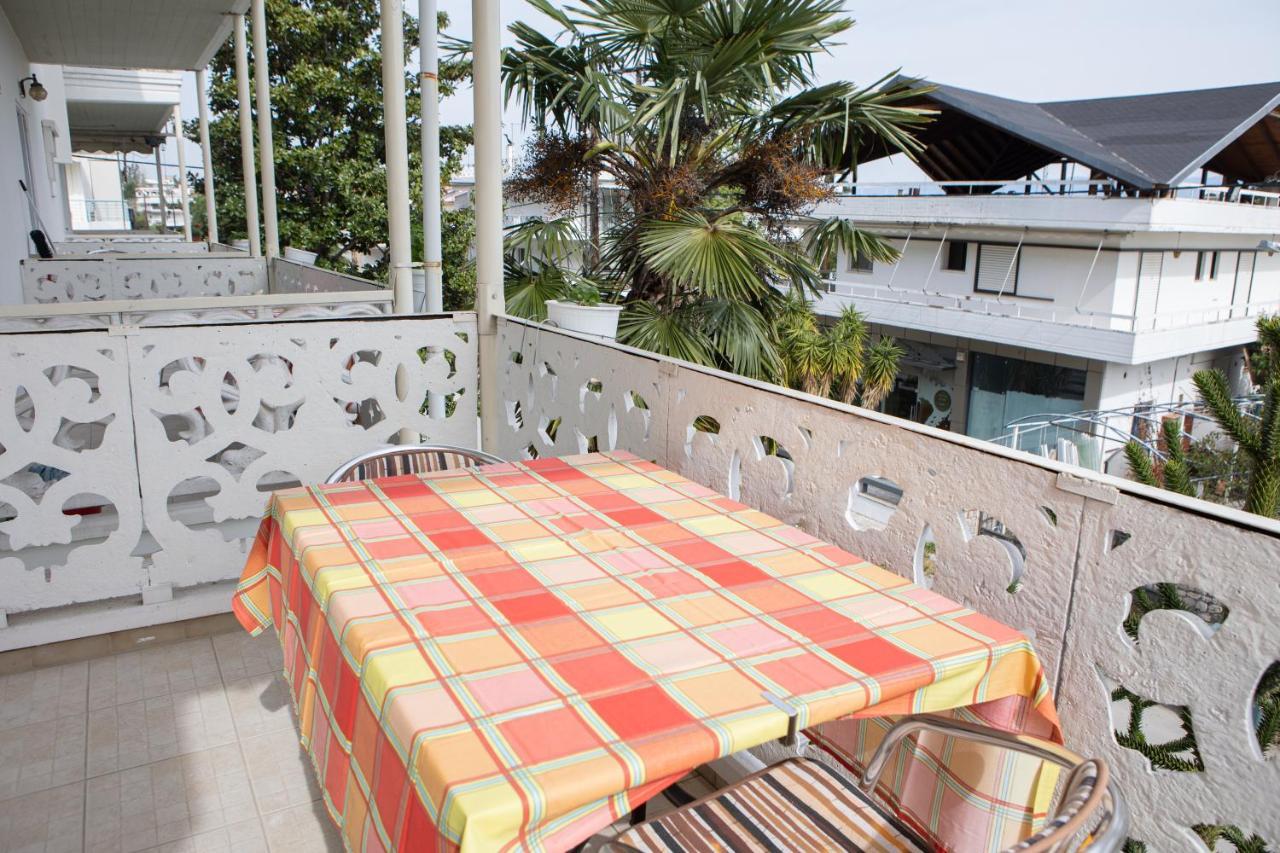 Ronzi Apartment Kamena Vourla