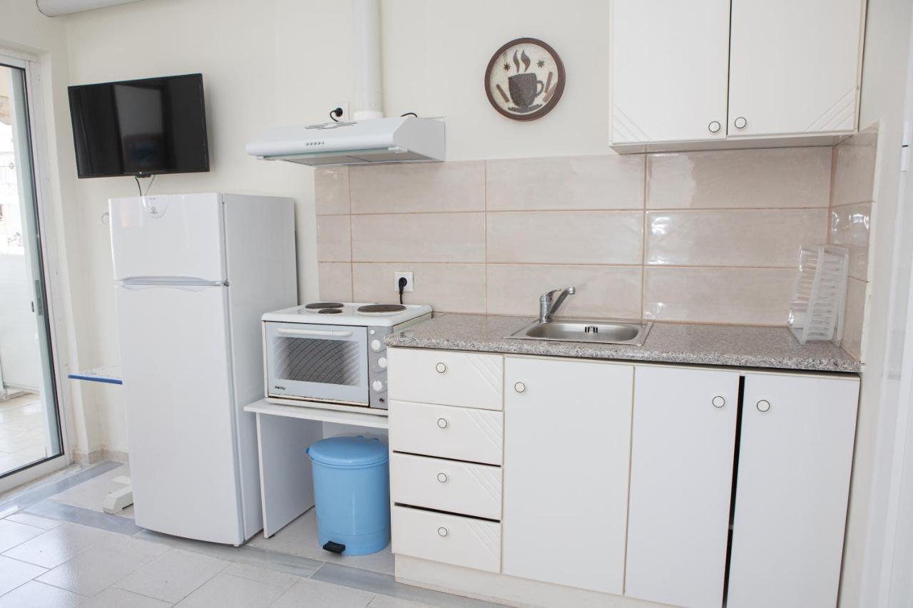 Apartment Ronzi Kamena Vourla