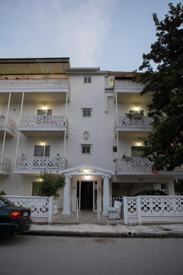 Ronzi Apartment