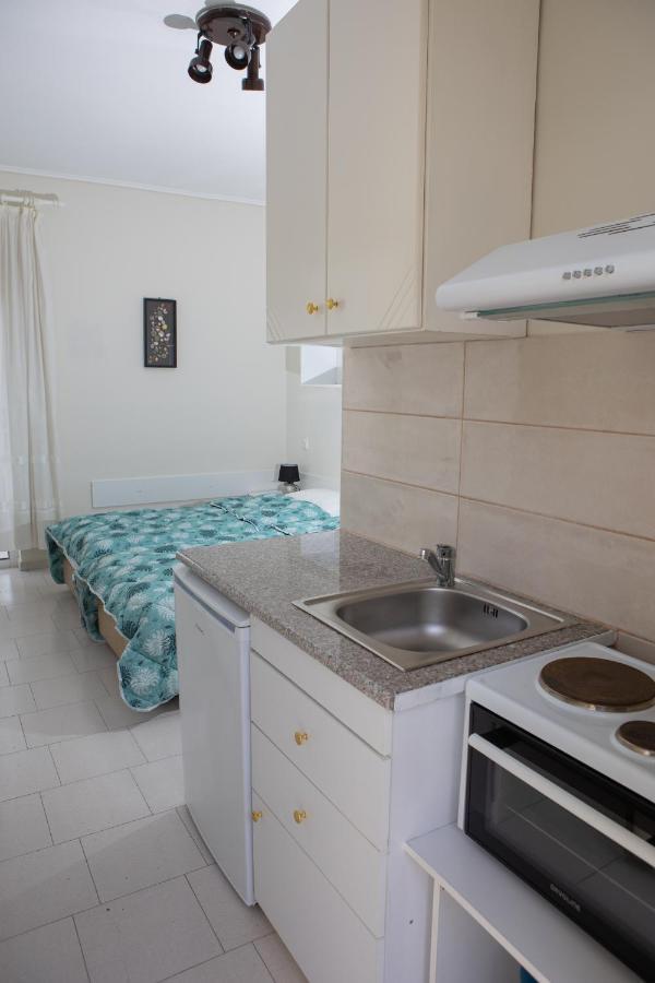 Apartment Ronzi Kamena Vourla